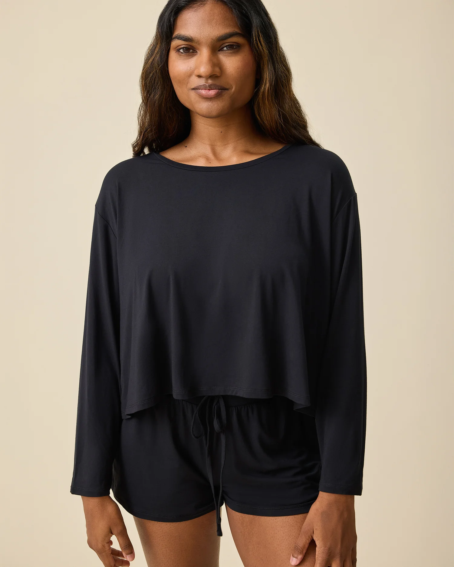Aria Bamboo Casual Cropped Long Sleeve Top | Black