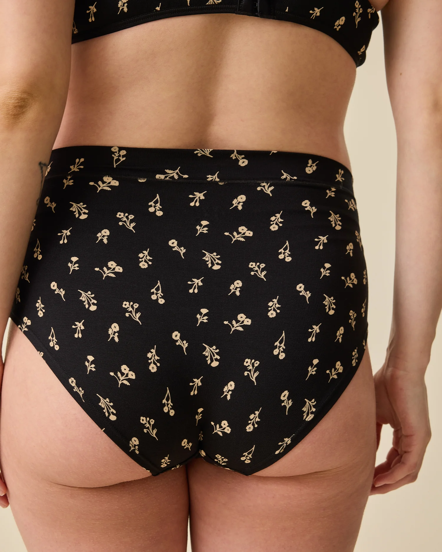 Every Stage Brief | Black Wildflower - Image 4