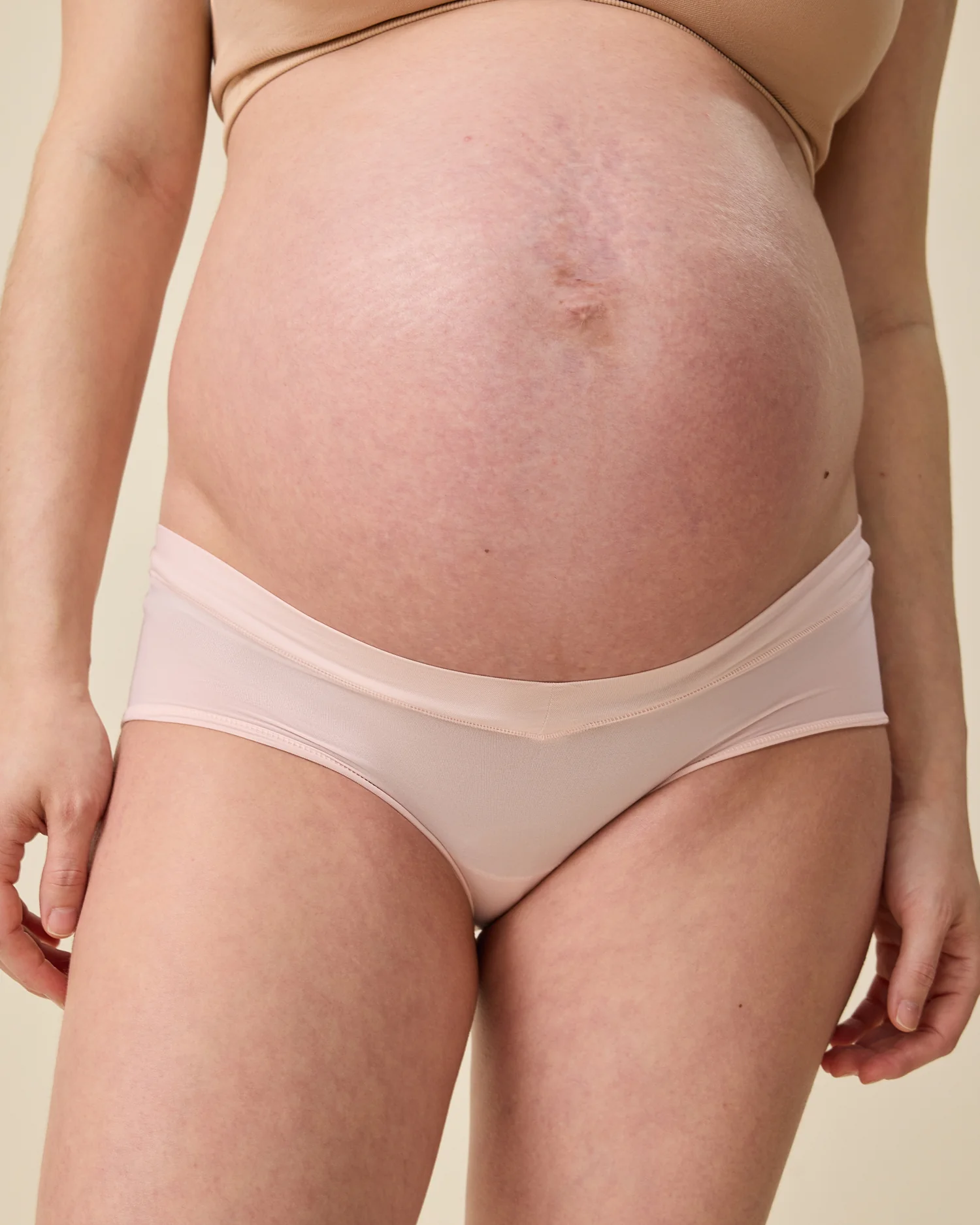 Grow with Me™ Maternity & Postpartum Hipster | Soft Pink