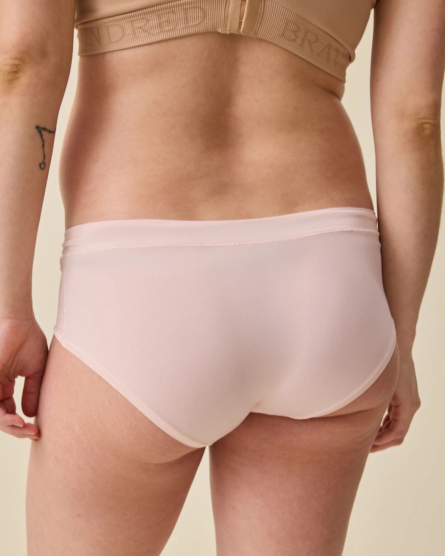 Grow with Me™ Maternity & Postpartum Hipster | Soft Pink - Image 4