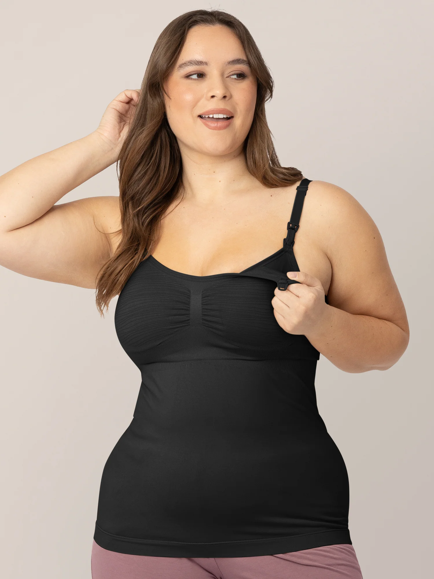 Sublime® Hands-Free Pumping & Nursing Tank | Black - Image 2