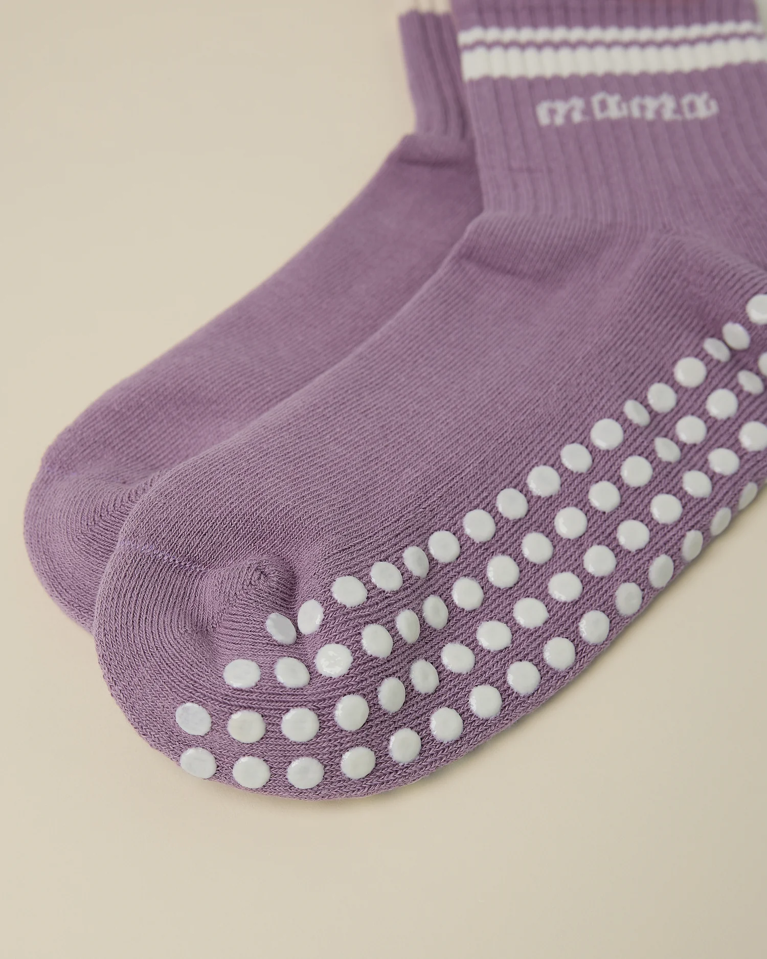 Non-Slip Quarter Crew Socks | Dusty Mauve & Ivory - Image 4