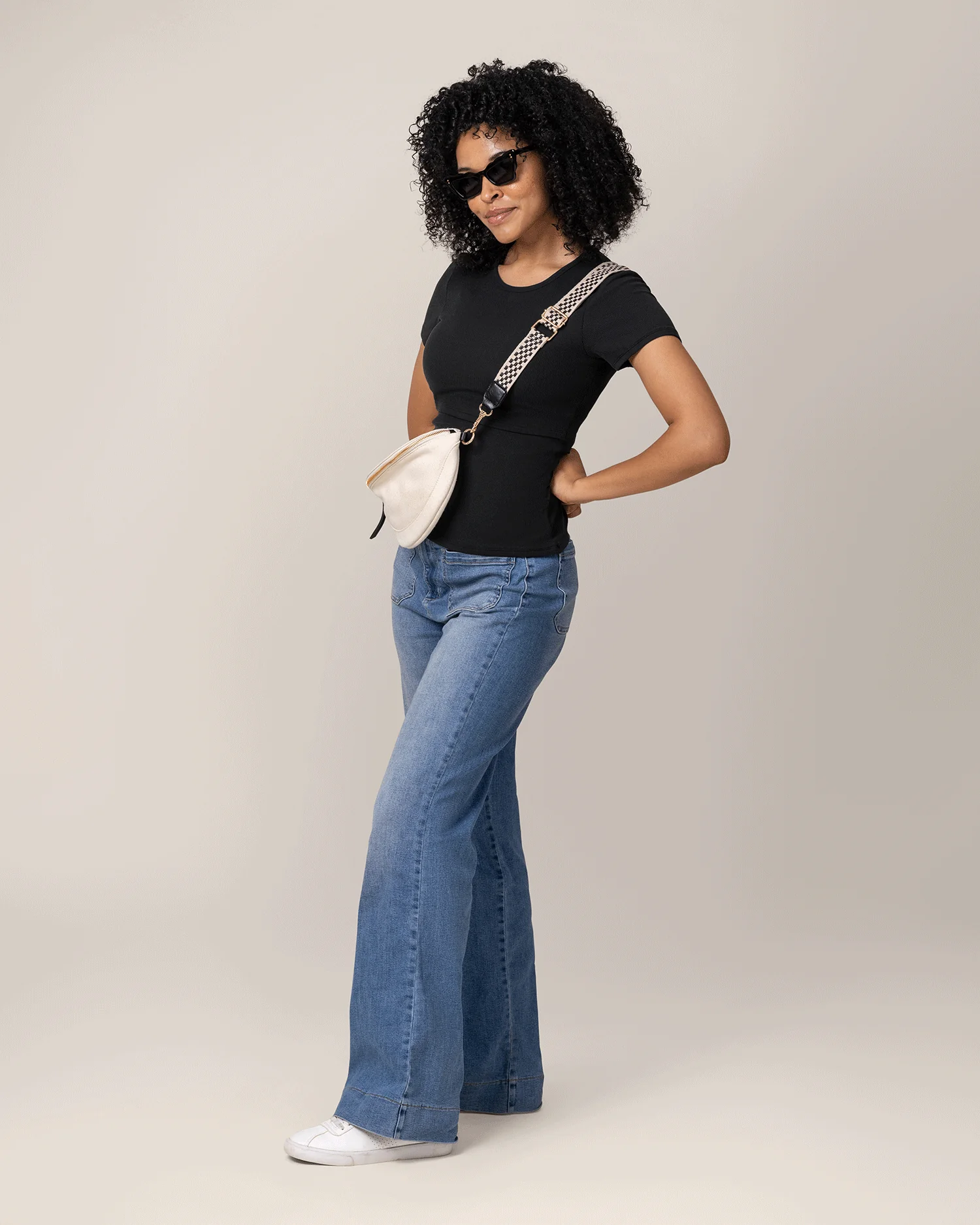 Ribbed Bamboo Crew Neck Nursing T-shirt | Black - Image 4
