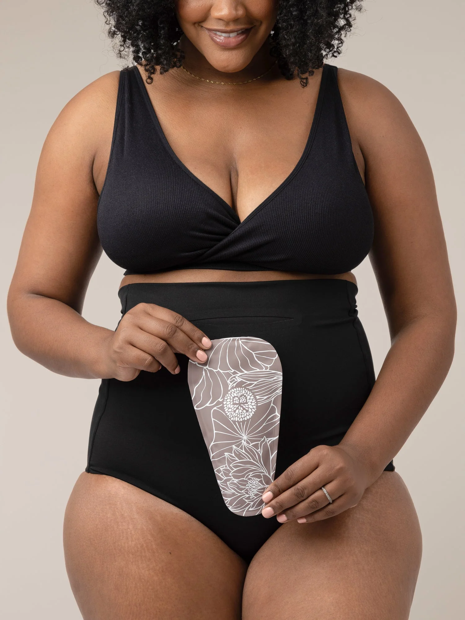 Soothing Perineal Gel Pack Set - Image 3